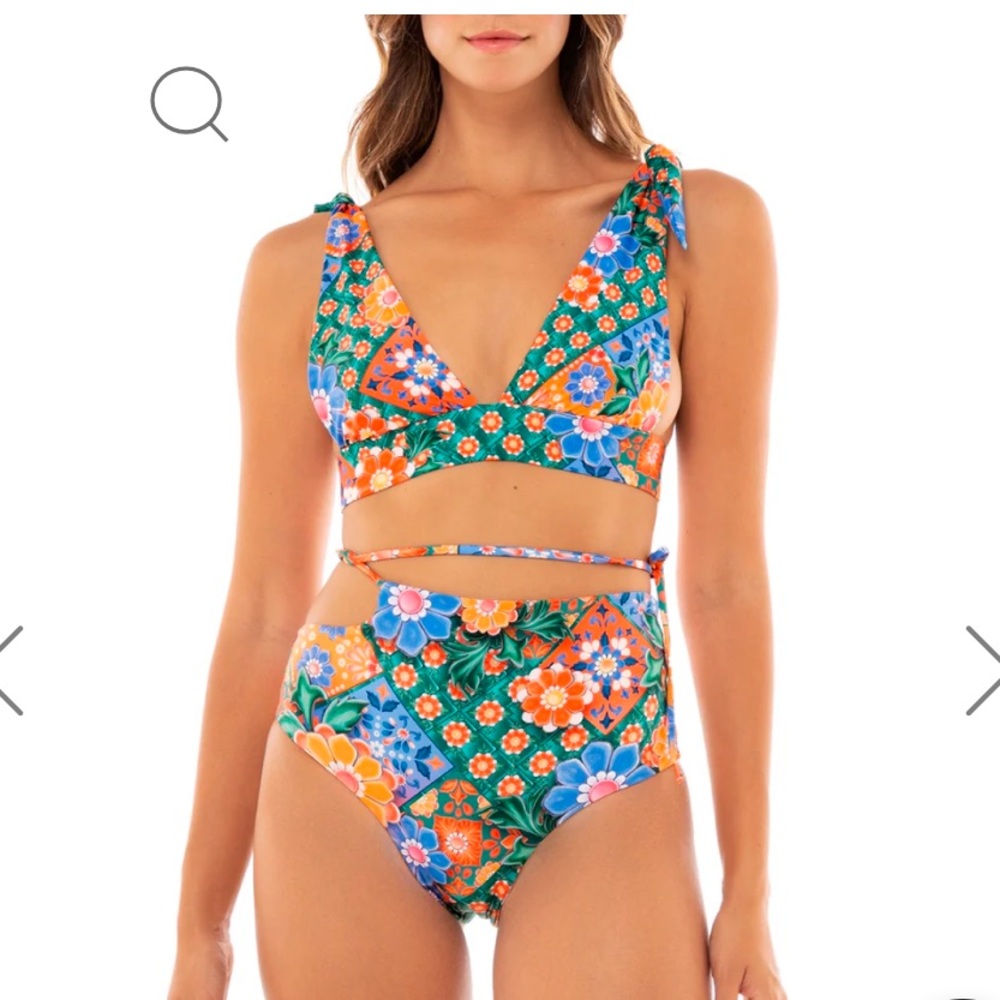Agua Bendita Multicolor Floral Bikini - Picture 4 of 6